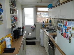 kitchen- click for photo gallery